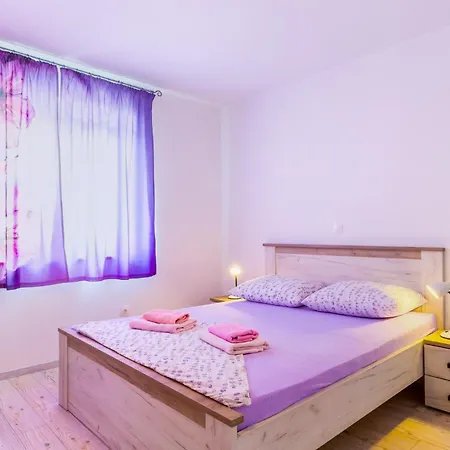 Irina - A3 Ground Floor - Mpolo Apartment *