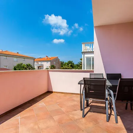 Irina - A3 Ground Floor - Mpolo Apartment *
